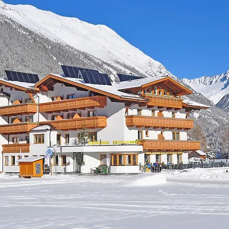 陶菲伯格酒店 3*