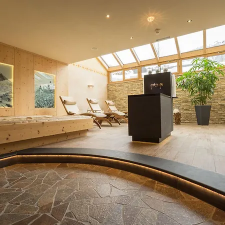 陶菲伯格酒店 3*